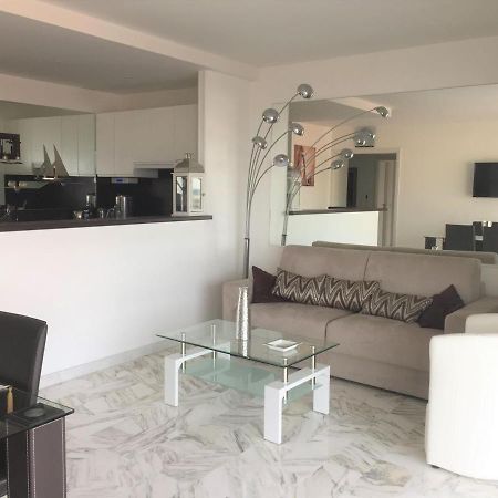 Appartement F3 Vue Mer Et Croisette Cannes Exterior foto